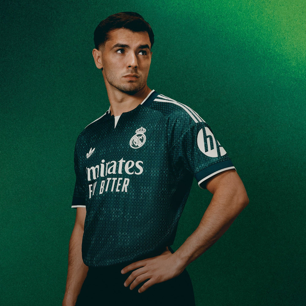 Mens Away Authentic Jersey Green 26/27